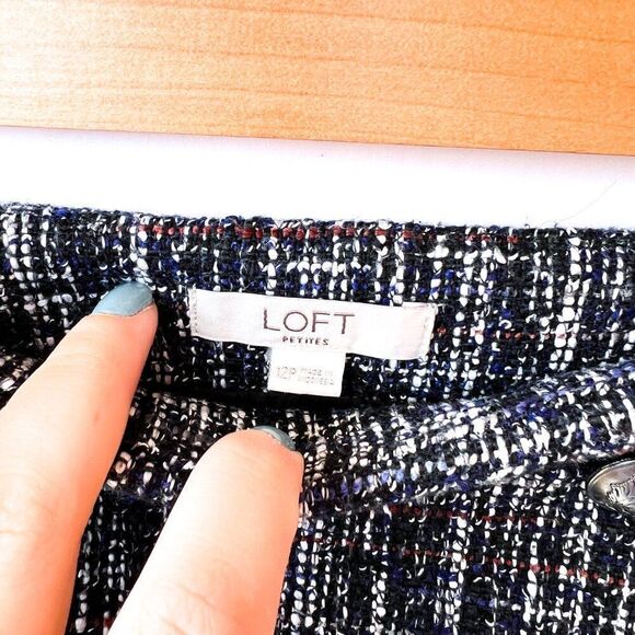 Ann Taylor LOFT Blue White Black Tweed Silver Button Flap Asymmetrical Skirt 12P - Picture 4 of 7